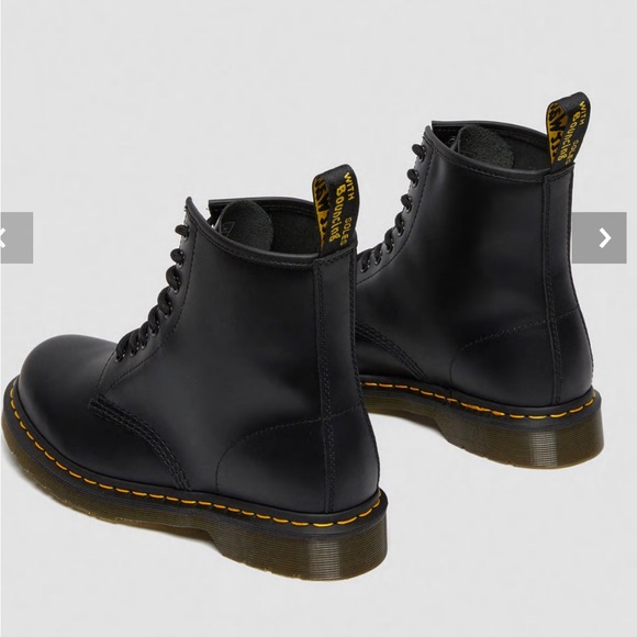 Doc Marten Laceup combat boots - Picture 2 of 8